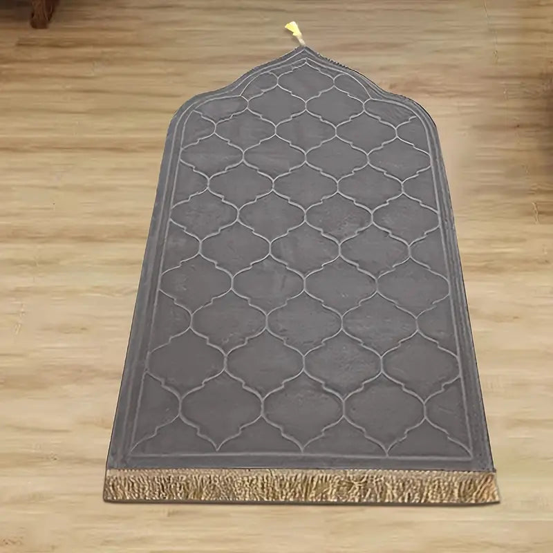 Thick Plush Prayer Mat Made of Flannel