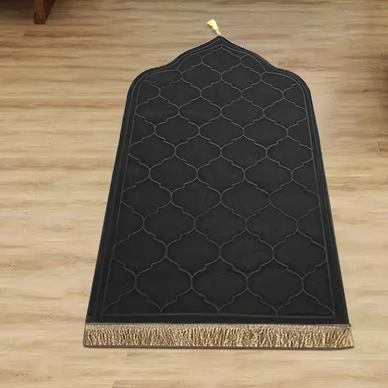 Thick Plush Prayer Mat Made of Flannel